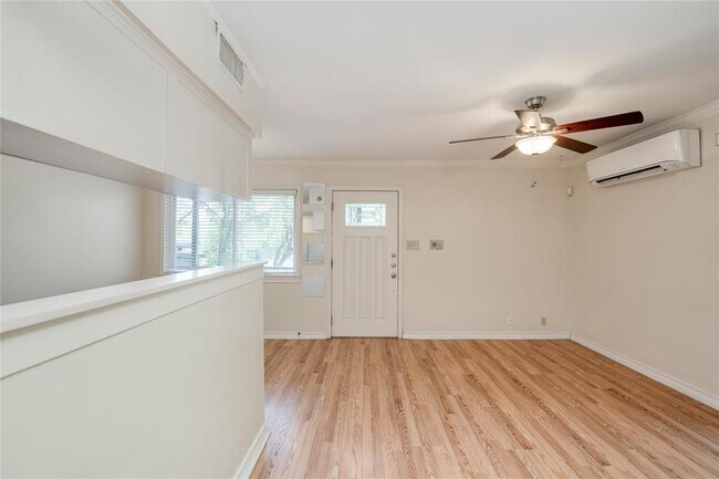 Foto del edificio - 1511 Shoal Creek Blvd