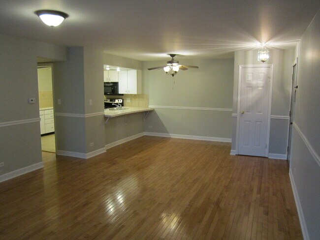 Building Photo - 4604 Kings Walk Dr