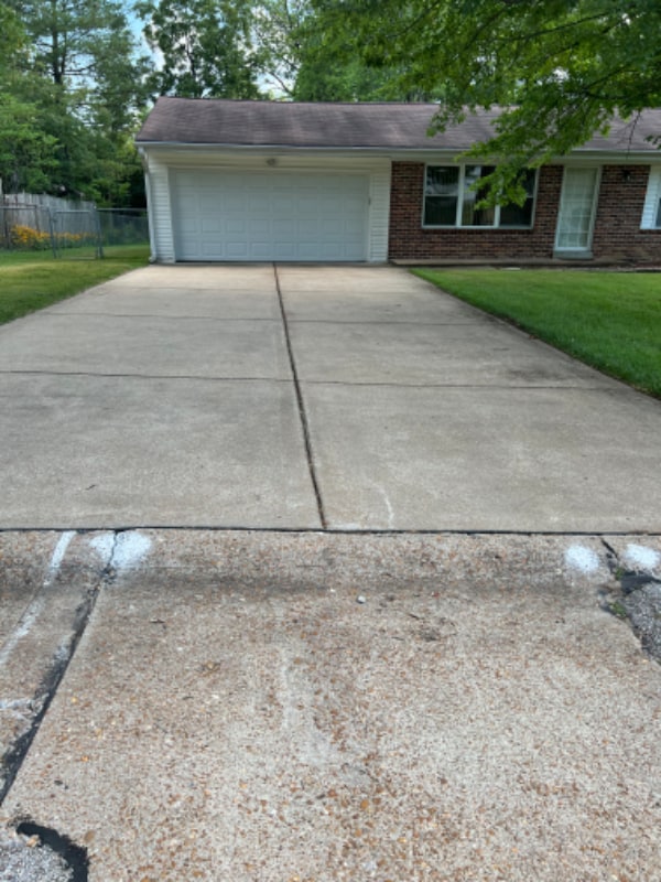 Building Photo - 524 Ranch Dr