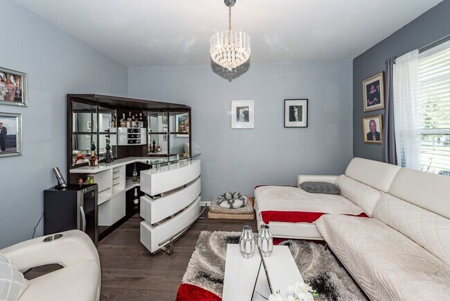 Foto del edificio - 4 Bedroom, 3.5 Bathroom Home in Summers Co...