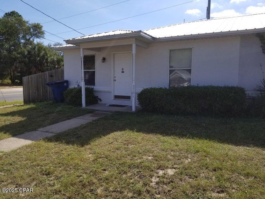 Primary Photo - 3701 Burnham Way