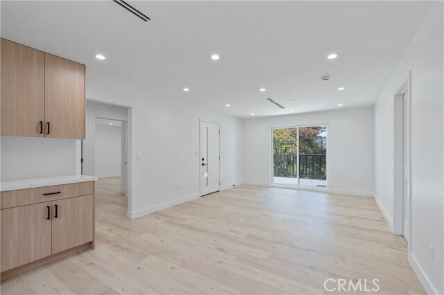 Building Photo - 7435 Ranchito Ave