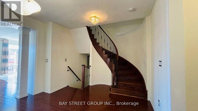 Photo du bâtiment - 47 Port Arthur Cres