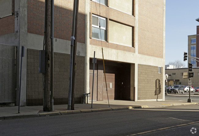 Foto del edificio - Wabasha Hi-Rise