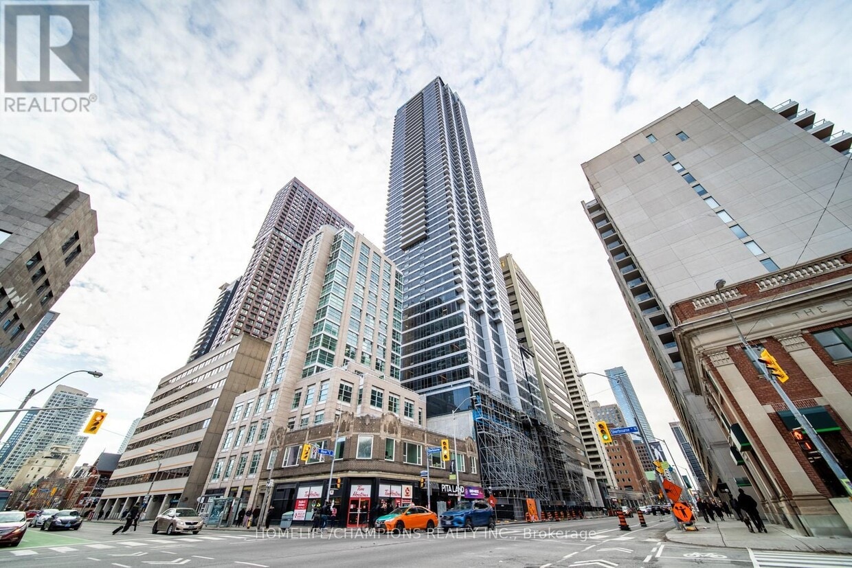 Primary Photo - 395-3395 Bloor St E