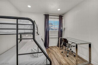 Building Photo - 1334 Dorothy Ave