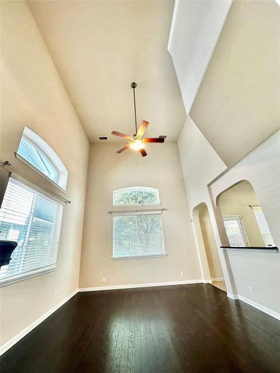 Building Photo - 9301 Sweetgum Dr