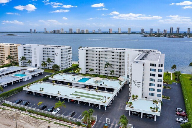 Foto del edificio - 301 Lake Shore Dr