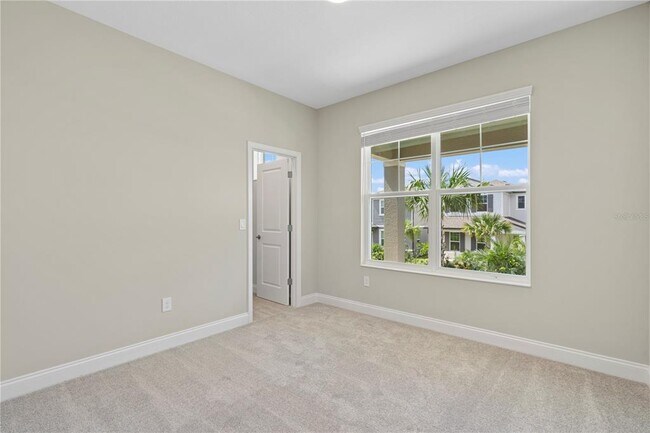 Building Photo - 12144 Stoneleigh Aly