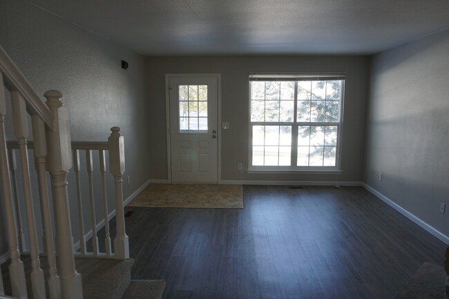 Foto del edificio - 10252 W Dartmouth Ave