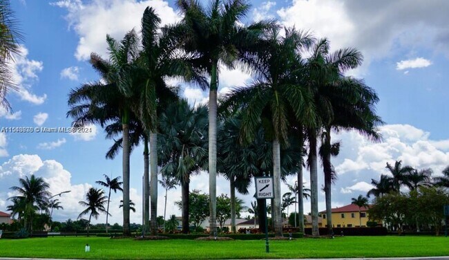 Foto del edificio - 3375 NE 15th Dr