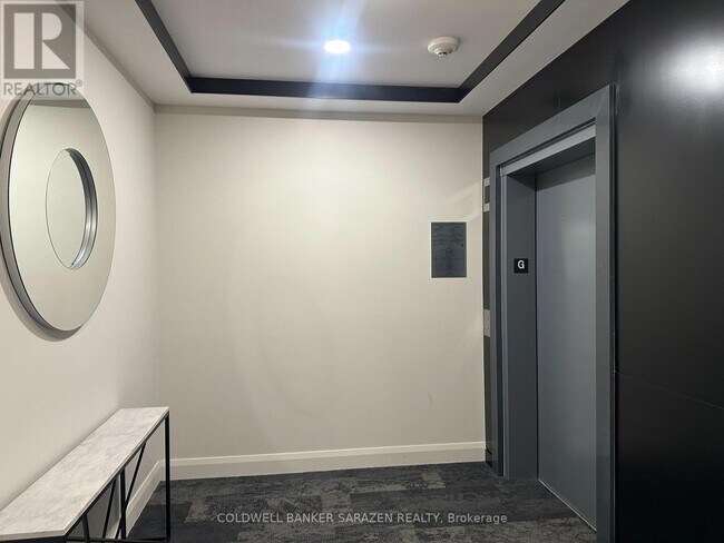 Building Photo - 100 Cortile Private