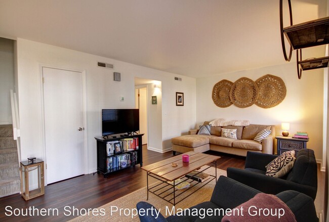 Building Photo - 3 br, 1.5 bath House - 1731 Deer Path Dr.