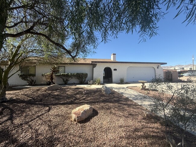 Foto del edificio - 422 Emery Dr