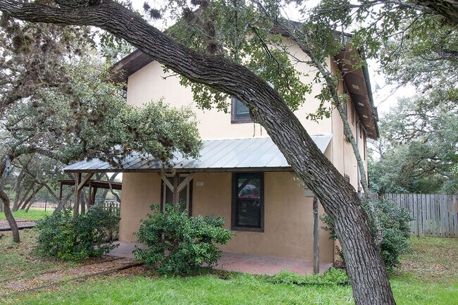 Foto del edificio - 553 S Old Stagecoach Rd