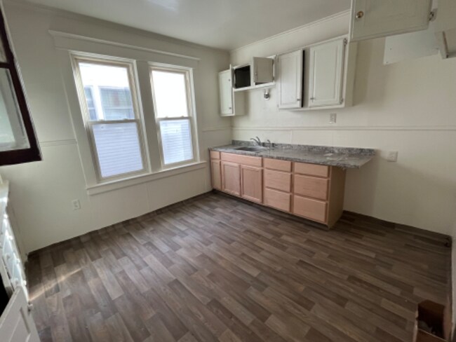 Foto del edificio - 38 Goulding Ave