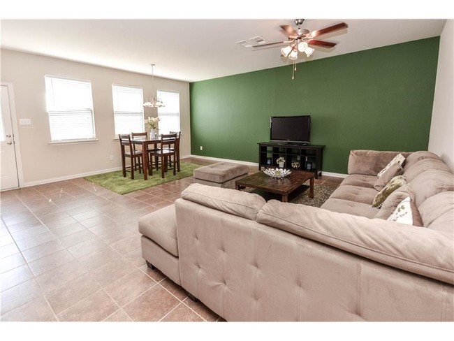 Building Photo - 4144 William Dehaes Dr