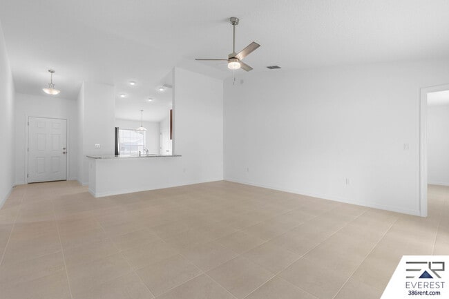 Building Photo - 6 Sellner Pl
