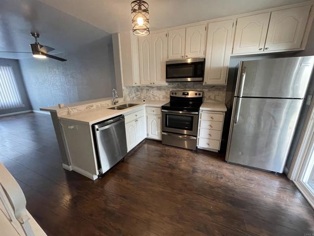Foto principal - 10105 Peaceful Ct