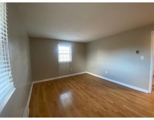 Building Photo - 14b Mayberry Dr