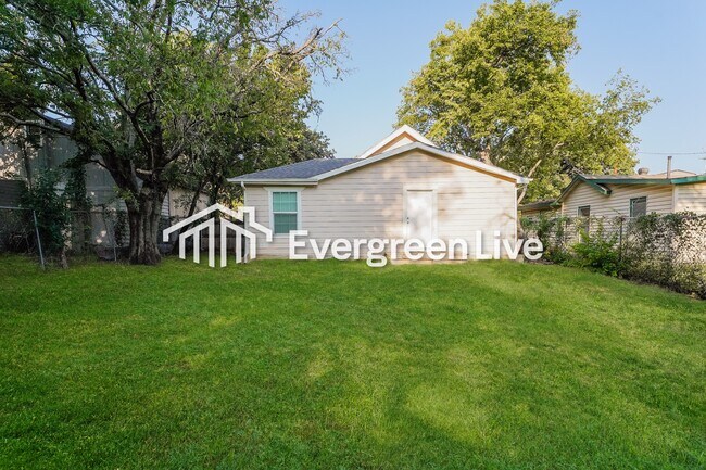 Foto del edificio - 2805 Walker St