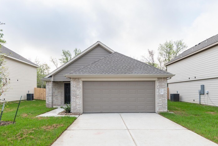 Primary Photo - Alamosa Springs - 5702 Paseo Place, Bryan,...