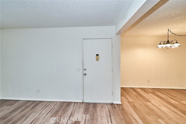 Foto del edificio - 26200 W Redlands Blvd