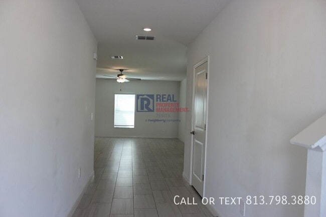 Foto del edificio - 11571 Radiant Shr Lp