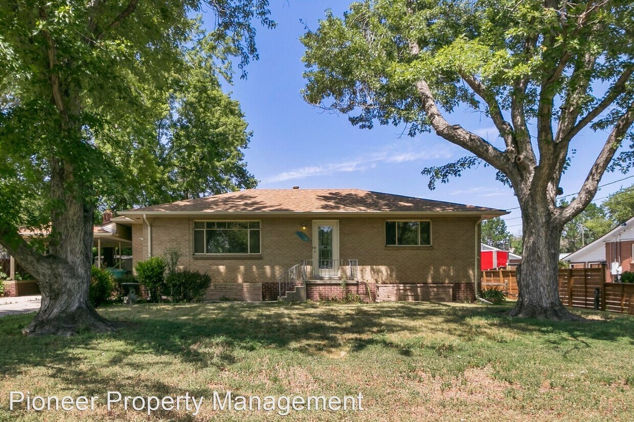 Primary Photo - 3 br, 2 bath House - 7495 West 9th Avenue