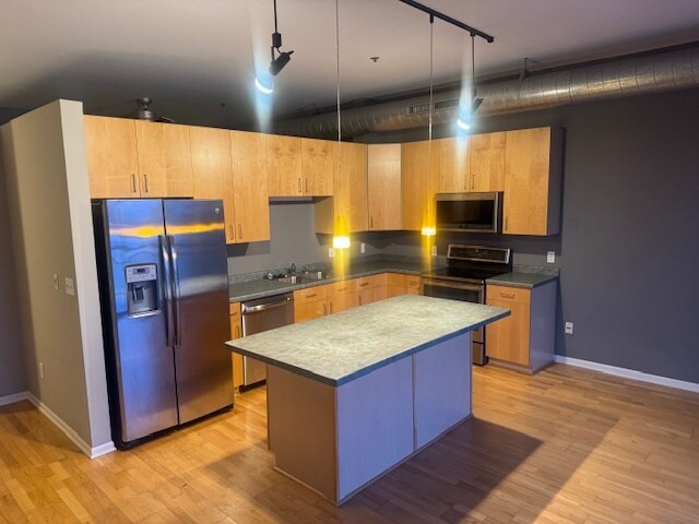 Foto del edificio - 1924 N Hubbard St