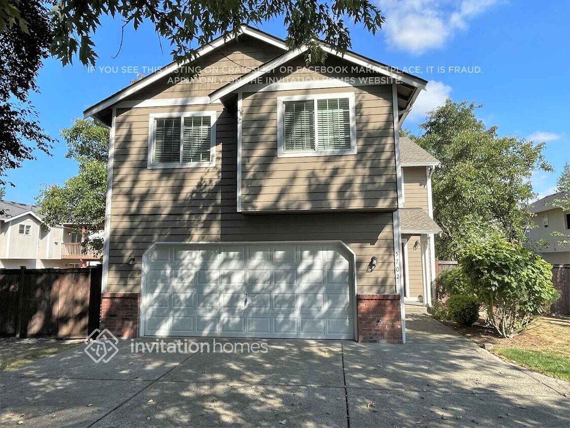 Foto principal - 5702 208th St Ct E