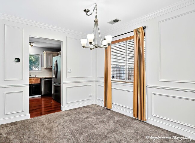 Foto del edificio - 1161 Hampton Ln