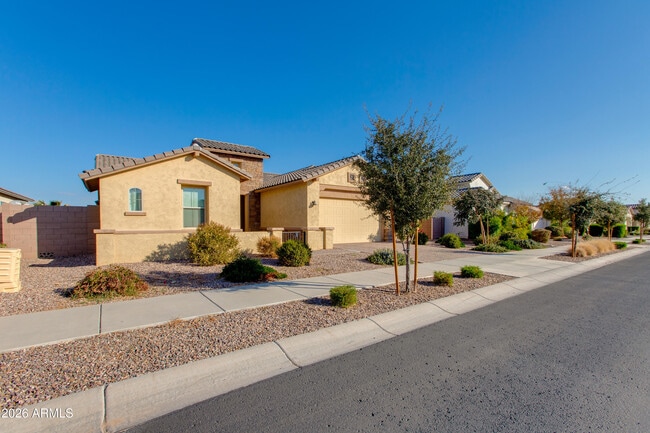 Building Photo - 18888 E Apricot Ln