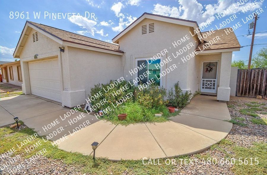 Primary Photo - 8961 W Pineveta Dr - Fresh Remodel - Great...