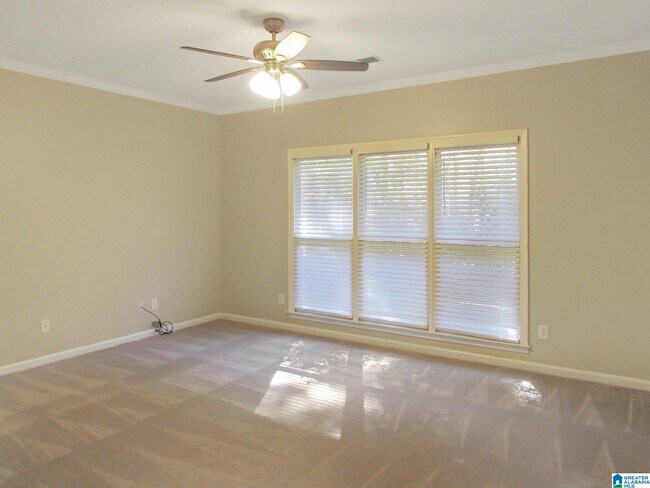Foto del edificio - 6515 Mill Creek Cir
