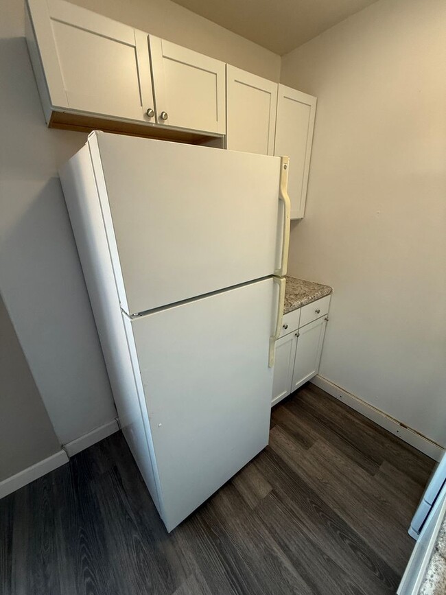 Interior Photo - Sixteen53 Prospect Avenue