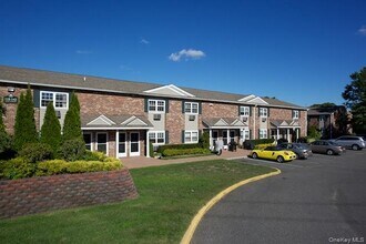 Building Photo - 118 Easy St