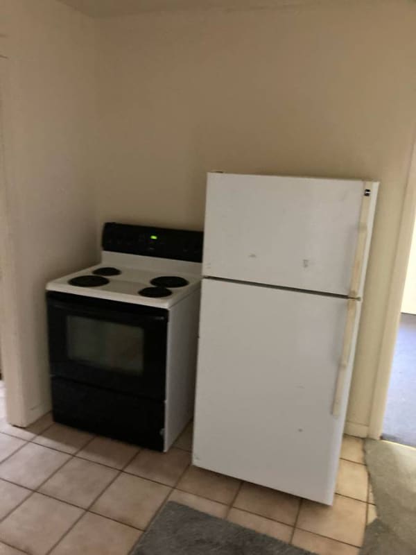 Building Photo - 207 Cunningham St