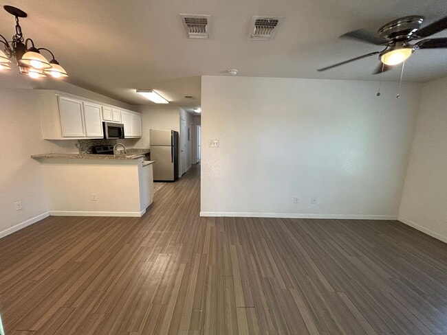 Photo - 1615 N Navidad St Apartment