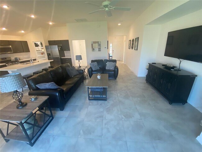 Foto del edificio - 1849 Alton Ave