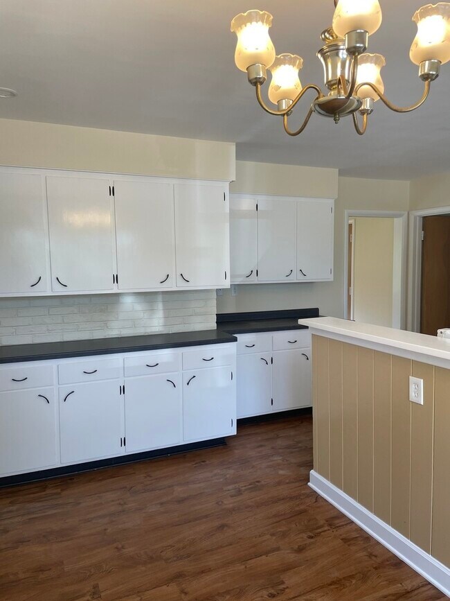 Foto del edificio - 40870 Hunt Club Rd