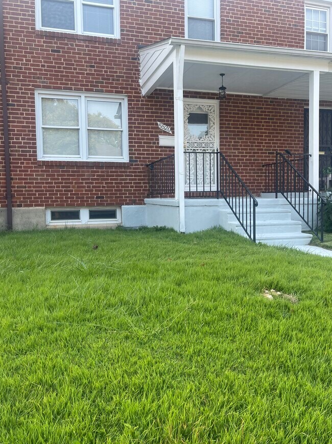 Building Photo - 5520 Sagra Rd