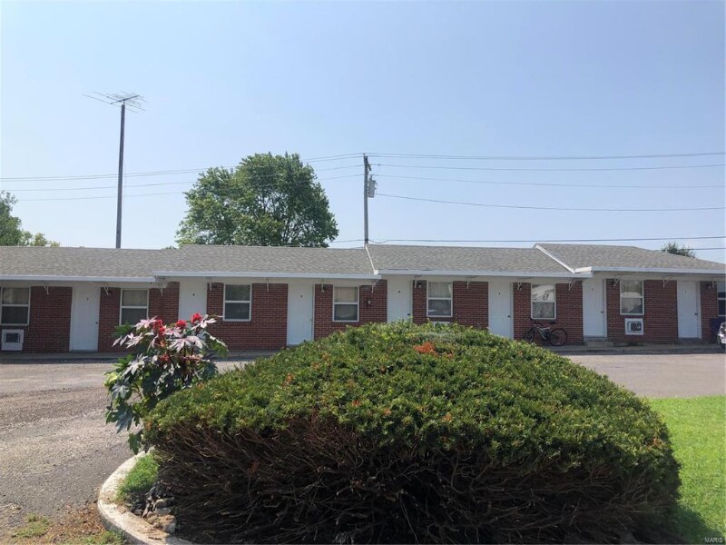 Primary Photo - 370 Ste Genevieve Dr