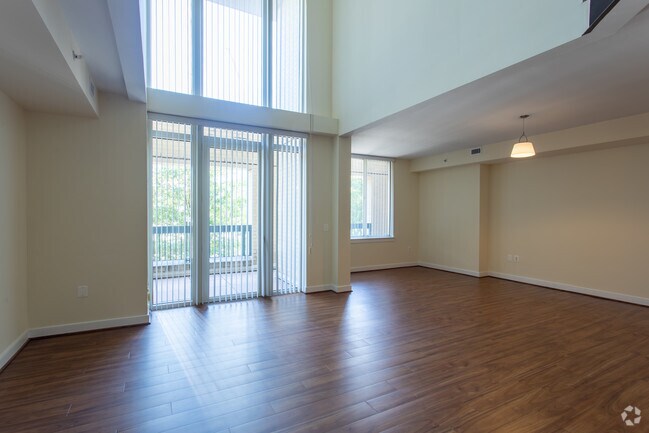 Loft de dos habitaciones - Cortland Bennett Park