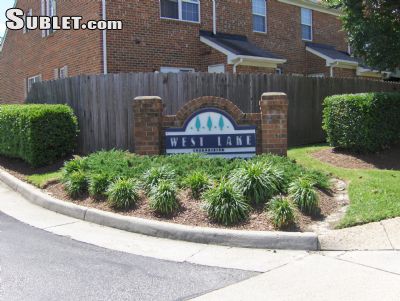 Building Photo - 814 W Lake Cir