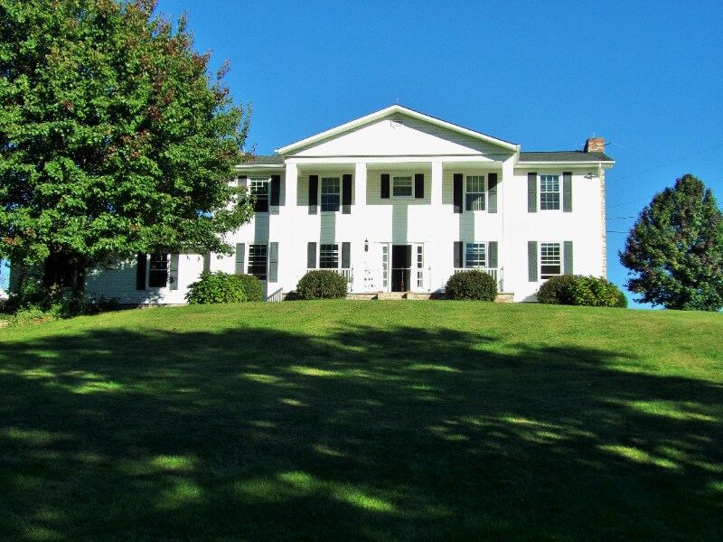 Primary Photo - 253 Dean Archer Rd