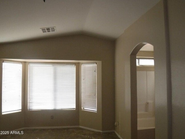 Foto del edificio - 4524 S 25th Dr