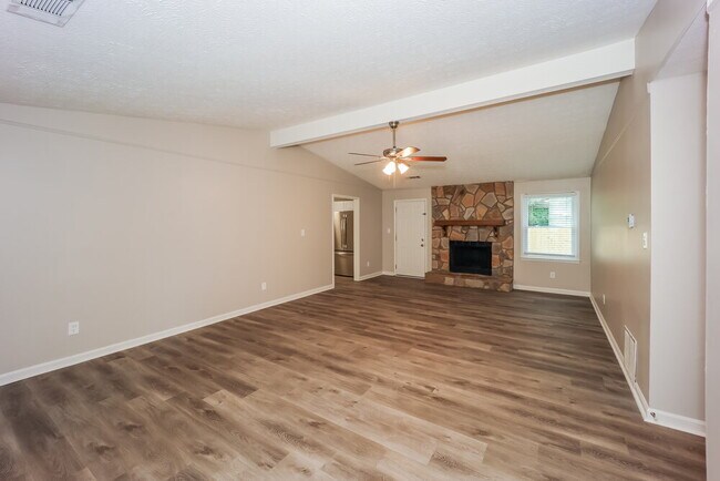 Foto del edificio - 4741 Cedar Lake Dr SE