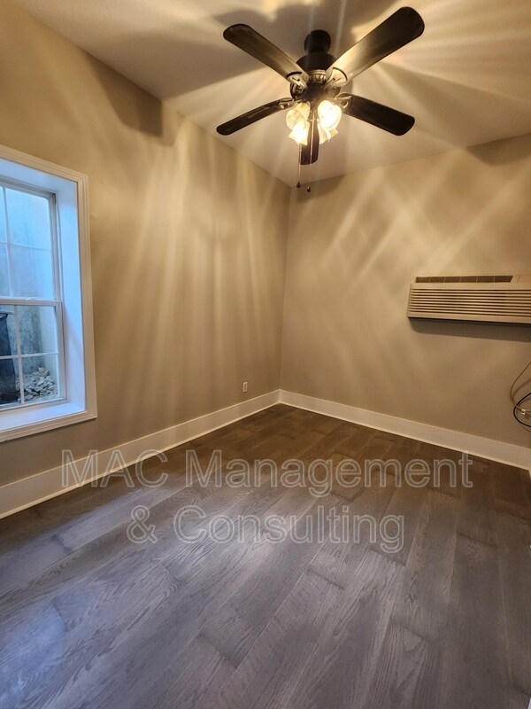 Foto del edificio - 1325 Virginia Ave