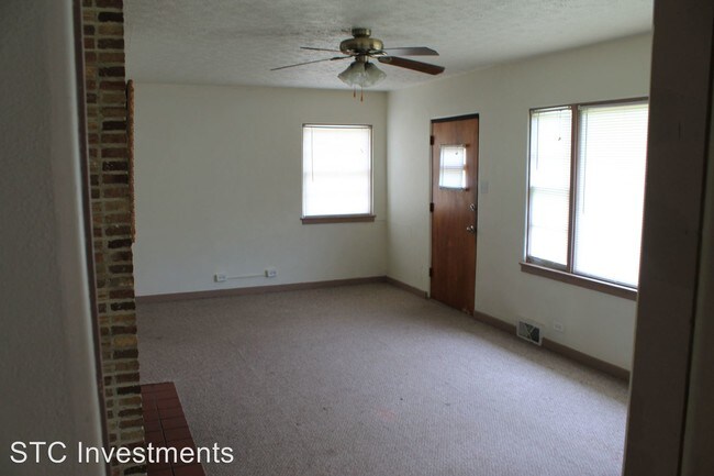 Building Photo - 2 br, 1 bath House - 436 W. Chandler